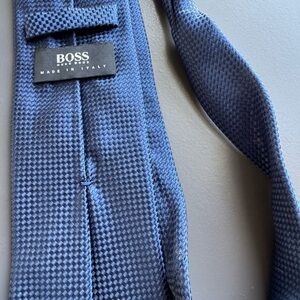 Hugo Boss Blue Textured Tie